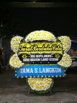 Papan Bunga Duka di Mlatibaru
